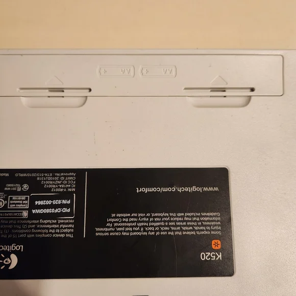 Logitech Wireless Keyboard - Picture 5 of 6